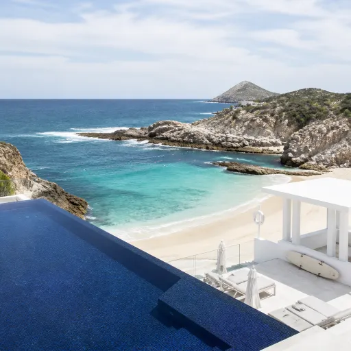 Where you can safely swim in Cabo San Lucas’ most luxurious seaside retreats