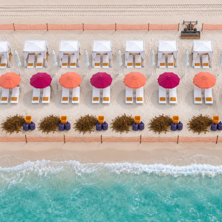 When luxury meets seaweed: how Cancun hotels are mishandling sargassum cleanup